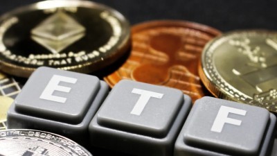 
			Биткоин-ETF растеряли рост после победы Трампа		