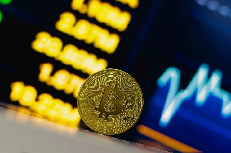 Биткоин и альткоины растут, но аналитик предупреждает: эти уровни могут спровоцировать серьезные колебания